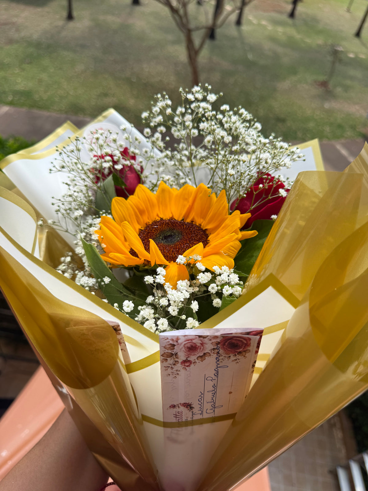 Buquê de Girassóis com Rosa Vermelha